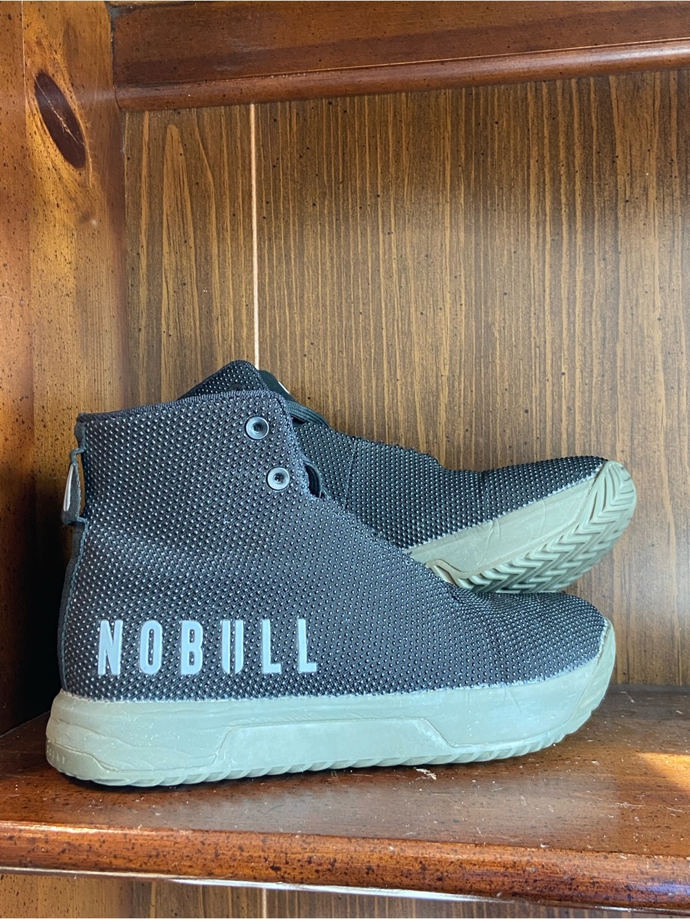 Womens sz 7 NOBULL Black High-Top Training Sneakers Boots Beaded Combat